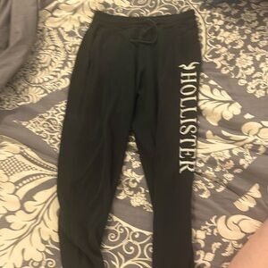 Hollister sweats